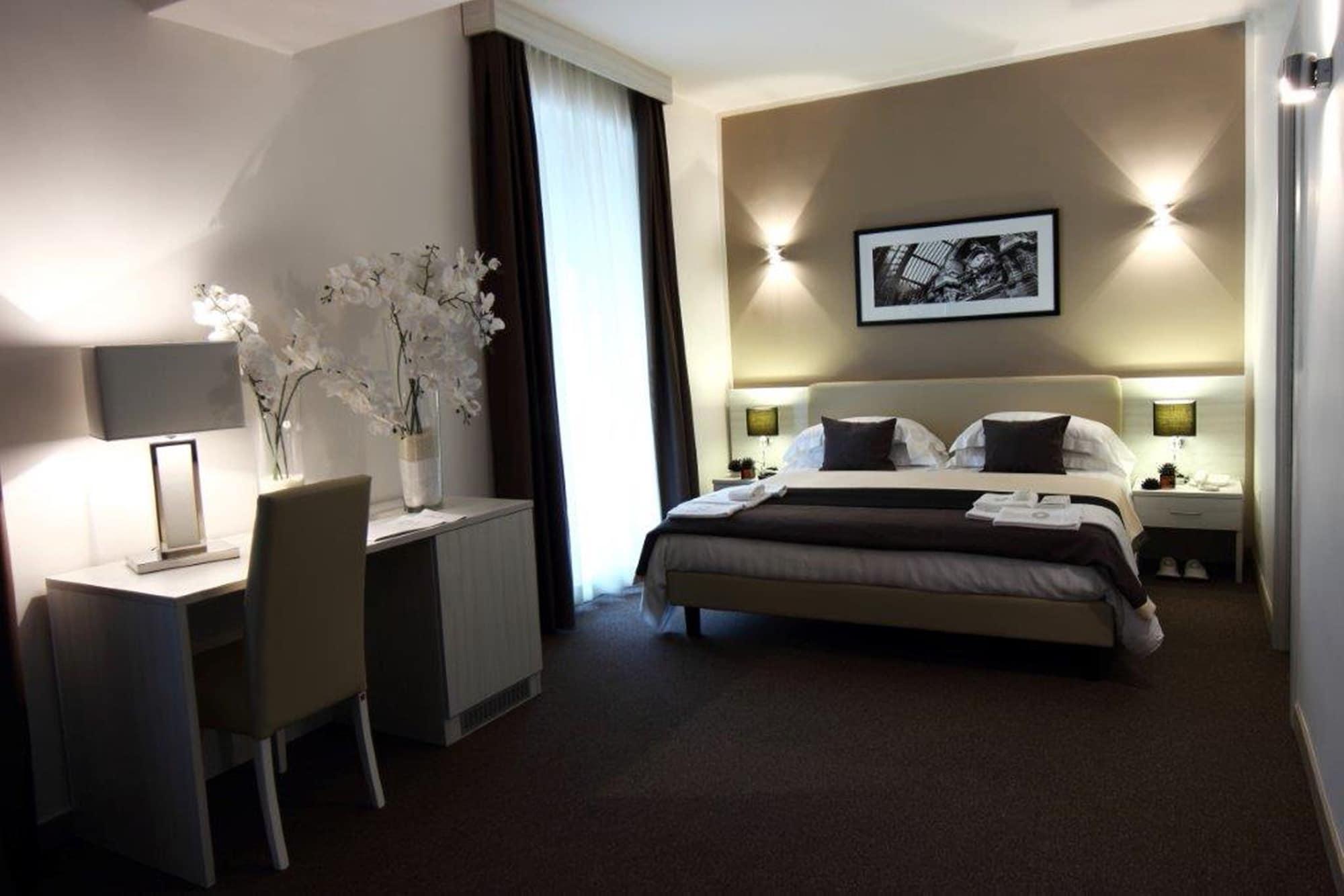 Stelle Hotel The Businest Napoli Exterior foto
