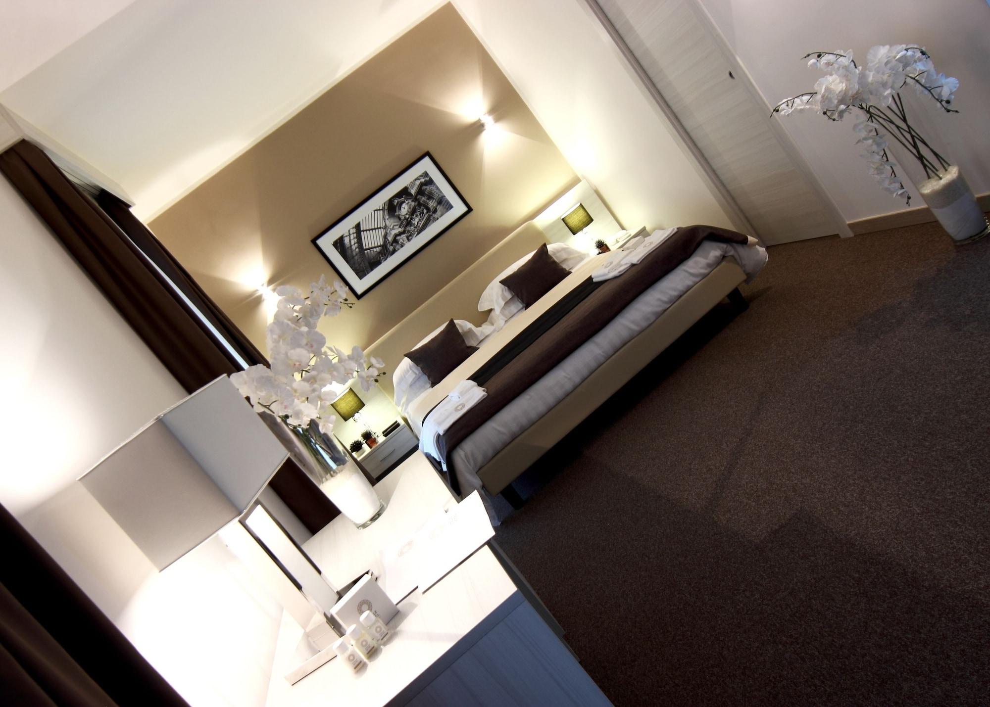Stelle Hotel The Businest Napoli Exterior foto