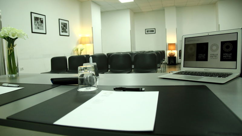Stelle Hotel The Businest Napoli Exterior foto